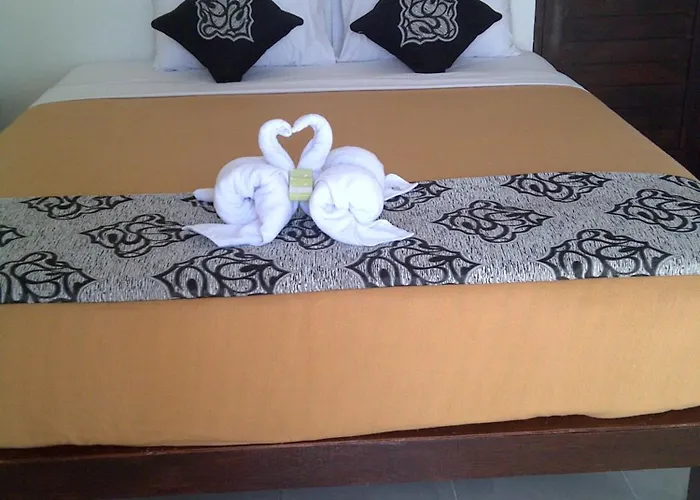 Guest house Kubu Sunset Nusa Lembongan (Bali)