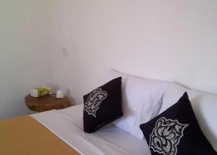 Guest house Kubu Sunset Nusa Lembongan (Bali)