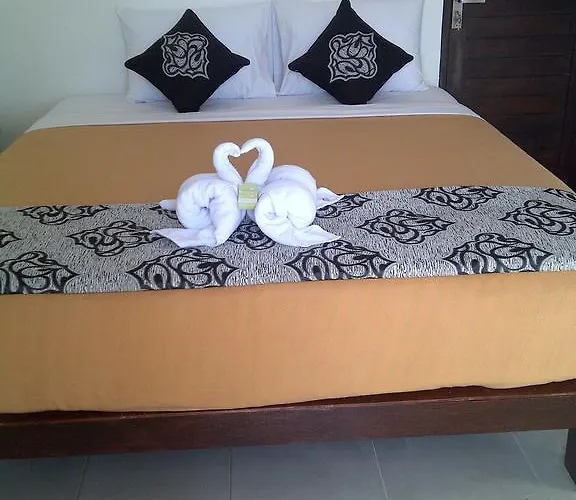 Guest house Kubu Sunset Nusa Lembongan (Bali)